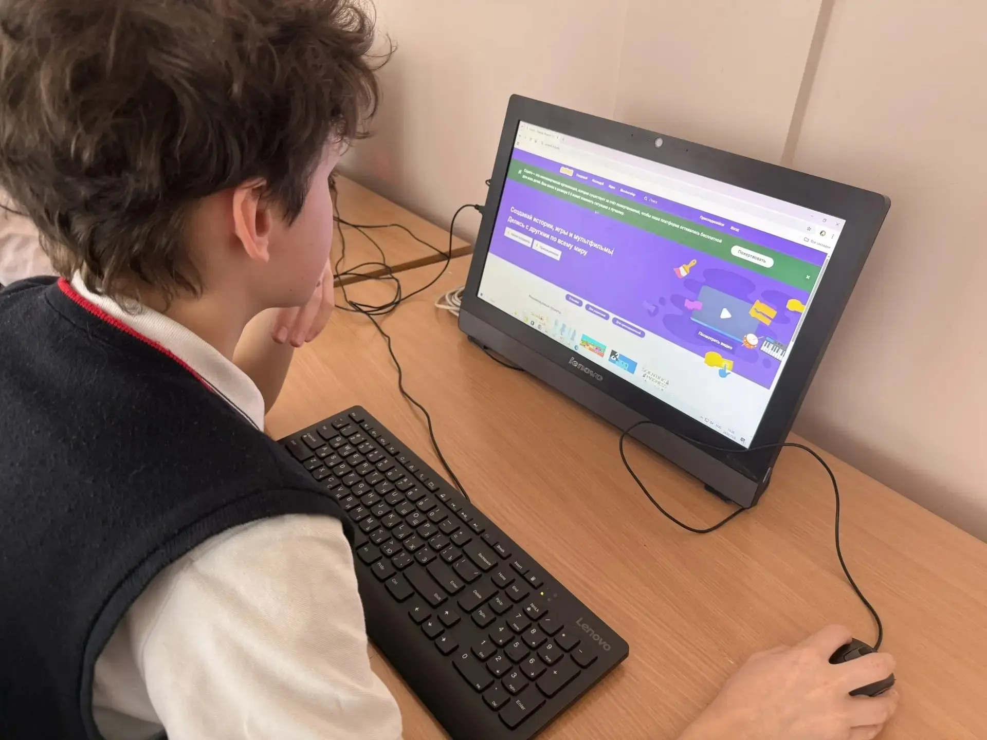 🕹️ Первые шаги в Game Dev'е: 7-е классы пишут код на Scratch!  В рамках недели точных наук наши семи