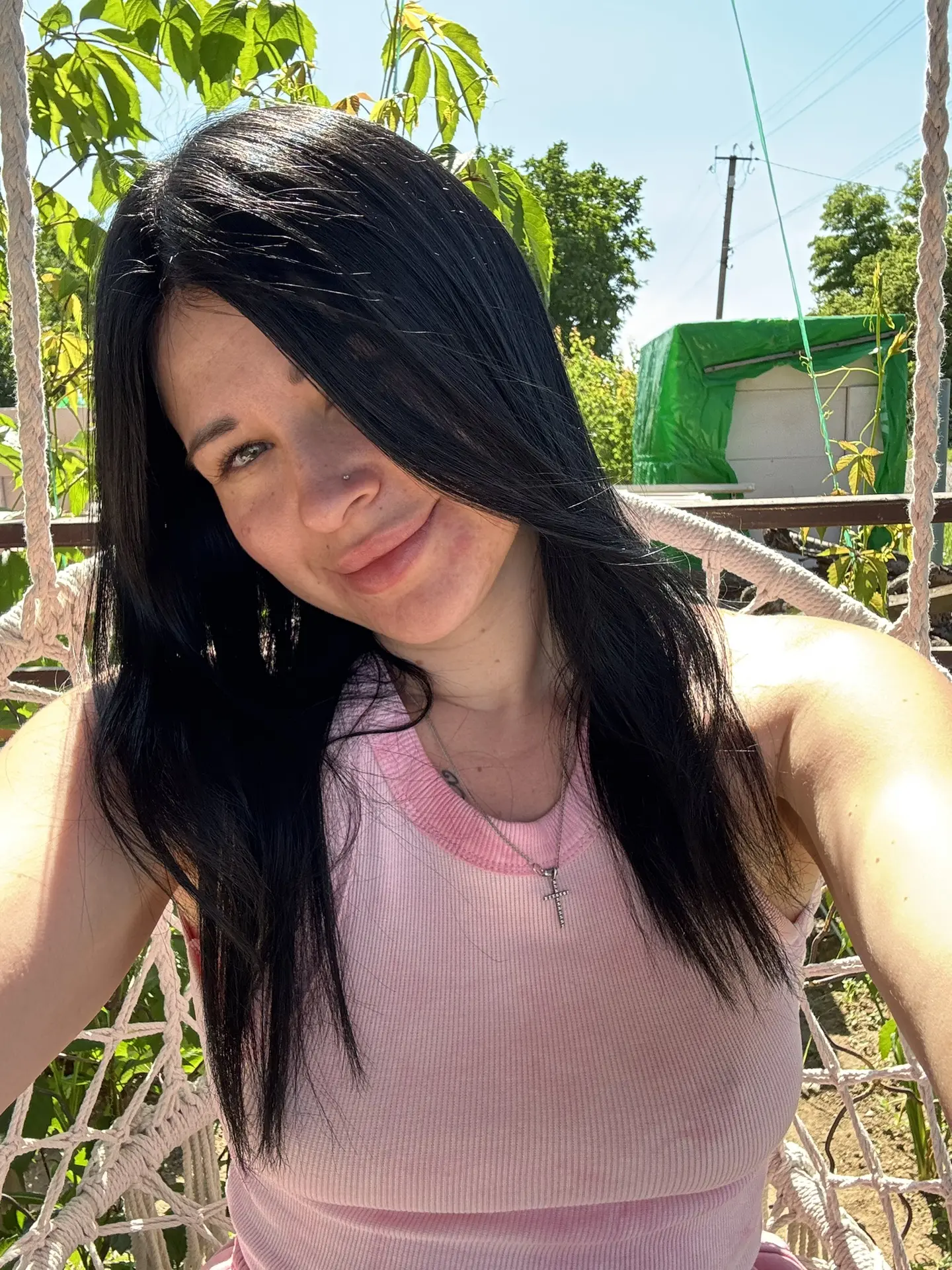 У меня есть одна цель 🎯 
Которая и вроде заставляет меня двигаться,но и одновременно вгоняет в депр