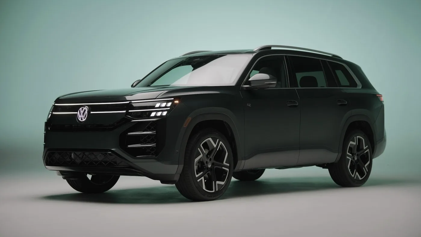 Volkswagen Atlas 2027 раскрыл цены и комплектации: модернизация за $2350 и битва за лид...
