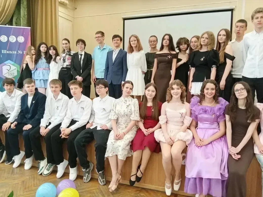 🔔 Последний звонок – 9 классы  📍 Ленинский проспект, 34А 📍 Ленинский проспект, 39А 📍 Ленинский просп
