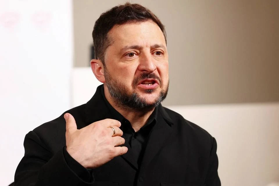 Зеленский заявил о необходимости провести переговоры с Россией до зимы.