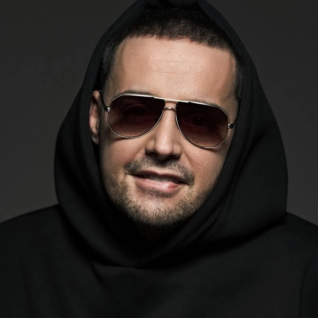 Вот это да, у меня теперь есть жена,