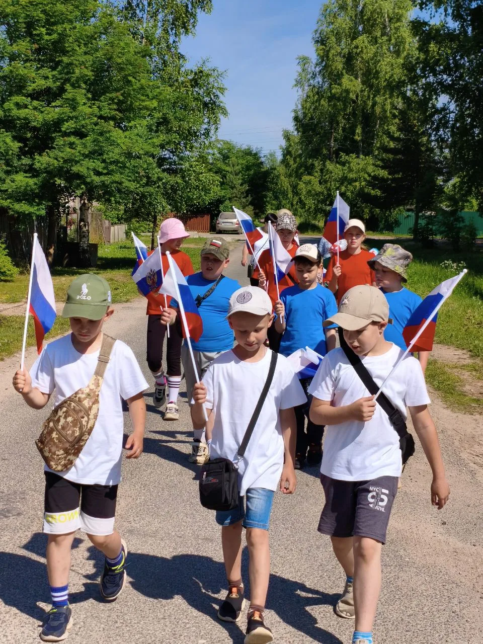 ✨Сегодня в пришкольном лагере "Солнечный город " все мероприятия были посвящены Дню России🇷🇺
12 ию