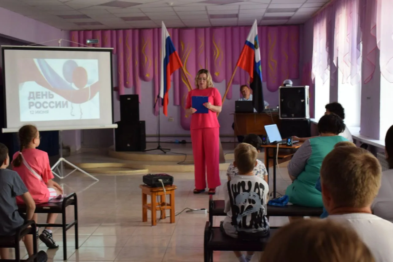 #Год_единства_народов_России 
#День_России 
#НаБИС 
#Александр_Невский 
#Вместе_сильнее 
#Хомутчанск