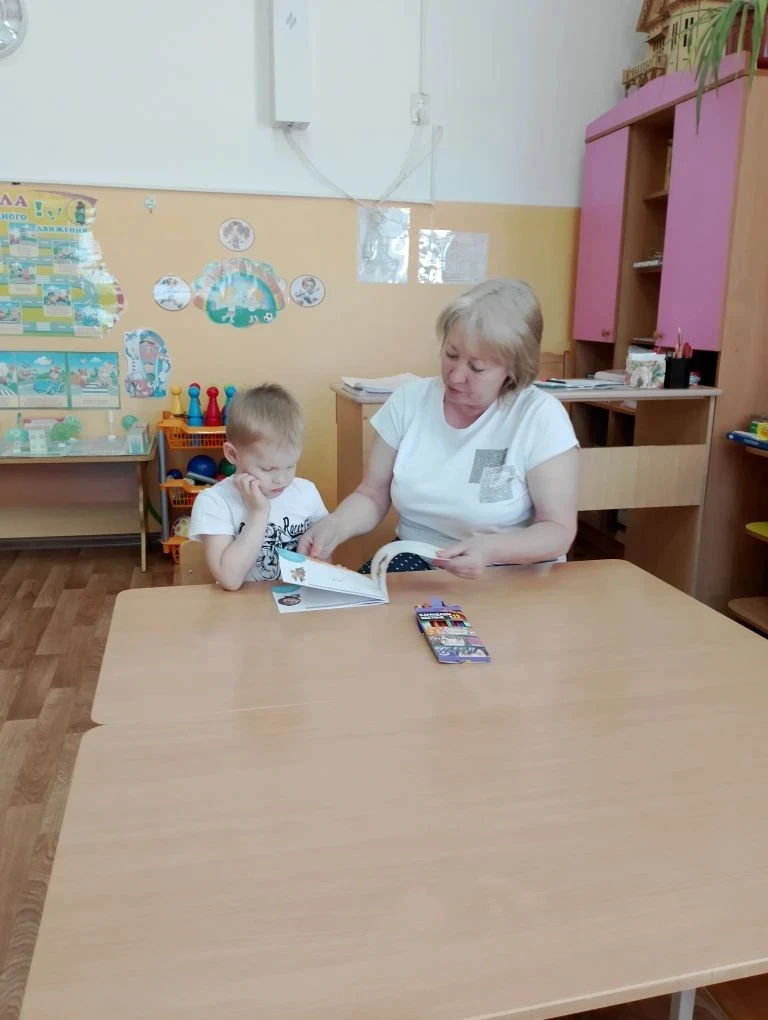 Обеспечение качественной подготовки детей к школе, формирование интереса к выполнению г...