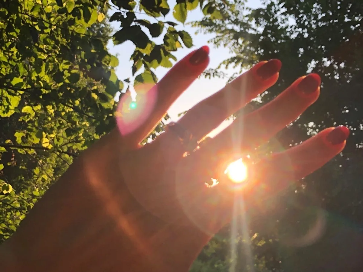 Сегодня — про путь.
Даже маленький шаг
может изменить направление жизни.

❤️ — иду вперёд

Психологи