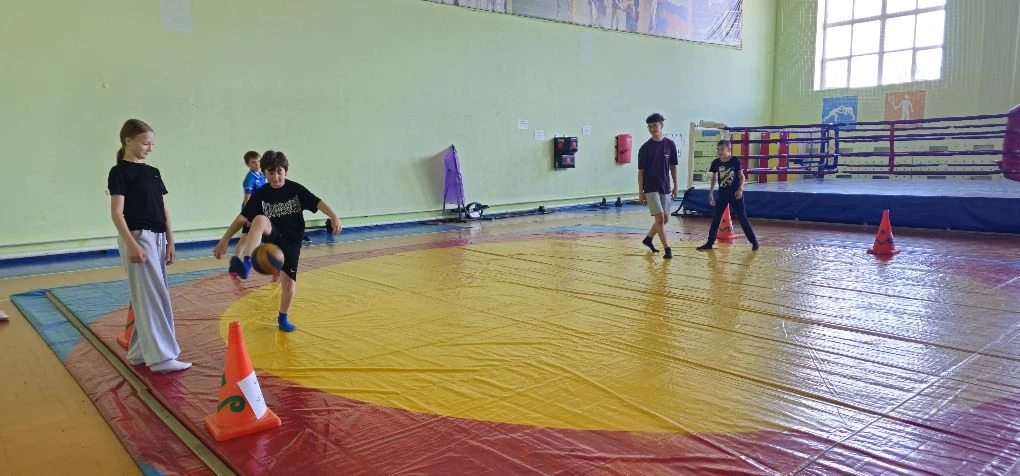 Сегодняшний день в ЦДП при МАУ ДО БДЮСШ прошёл под знаком спорта и достижений. Программ...