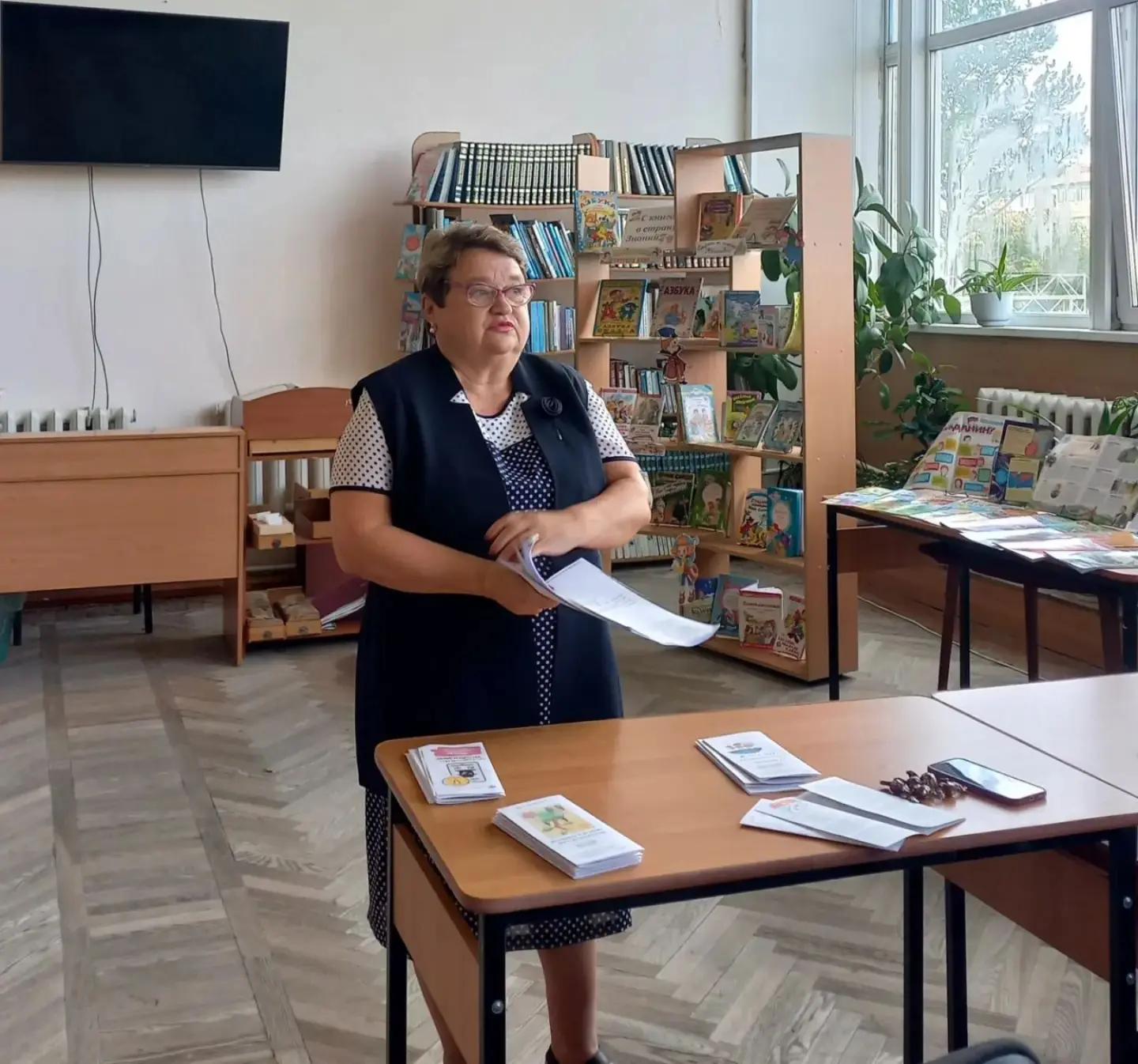 В библиотеке села Камень-Рыболов состоялся День финансовой грамотности. Этот день совпа...