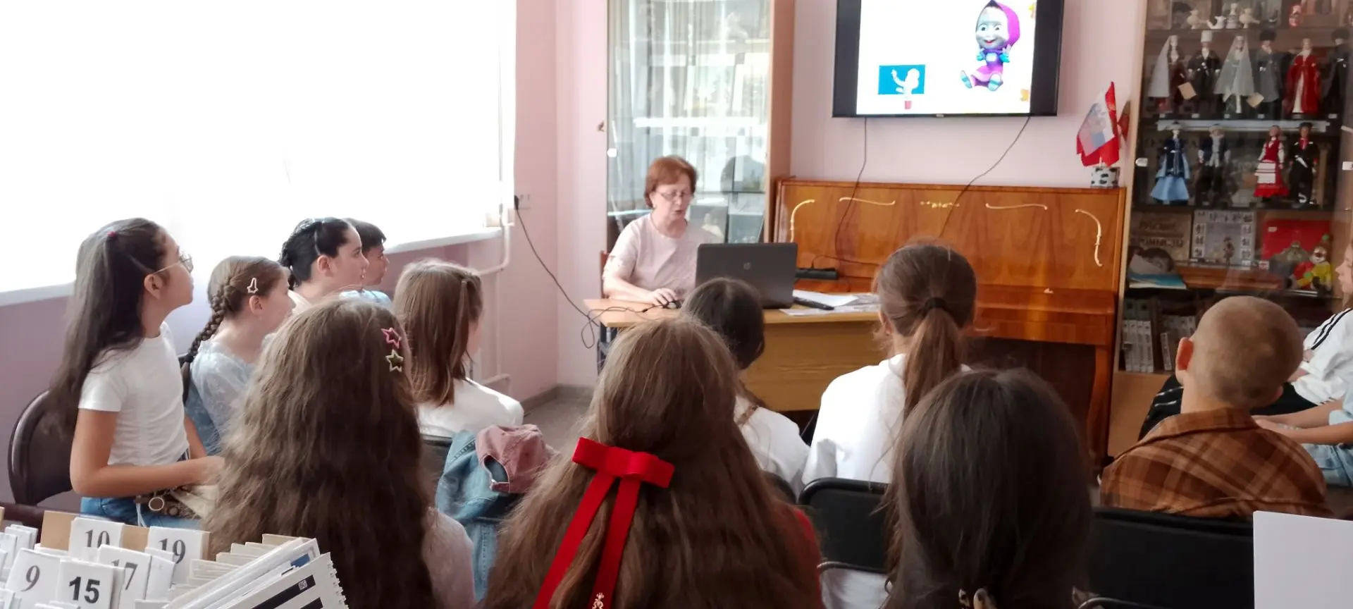 ✨В КЧРДБ им. С. П. Никулина прошел литературно-музыкальный час «Здравствуй школа!»