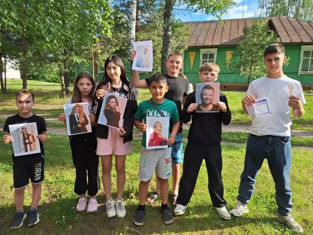 Сегодня в лагере ребята отправились в  музыкальную экспедицию 🥾 🎶