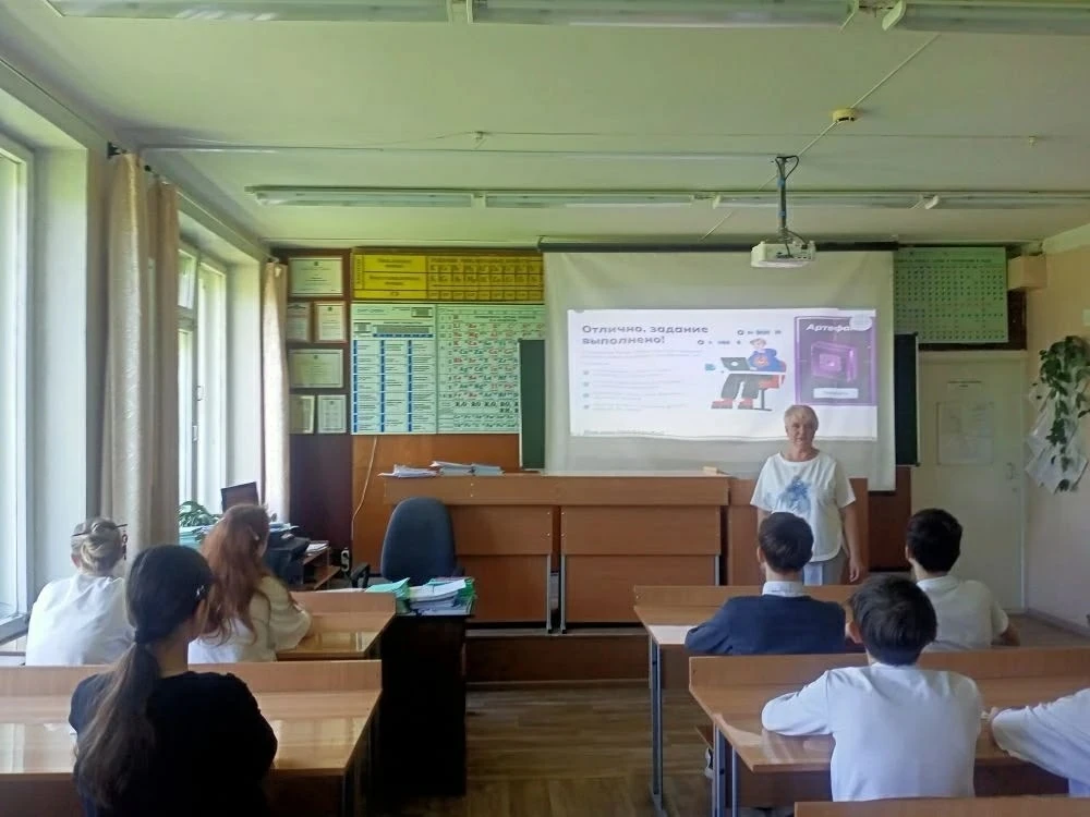 34 занятия, 21 отрасль, 10 диагностик и один важный вопрос: «Кто я?». В школах Заречного завершился 