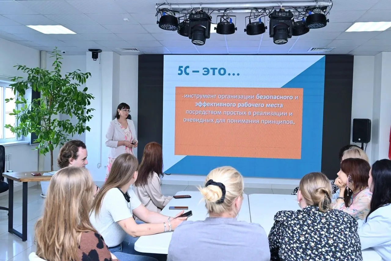 Креативность – важный инструмент бережливости
 
В Сахалинской областной детской библиотеке прошёл тр