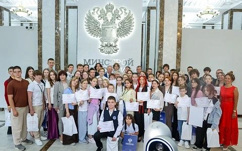 🏆 Наш ученик – призёр Всероссийского конкурса «Молодые строители России»!

30 июня 2026 года в Мини
