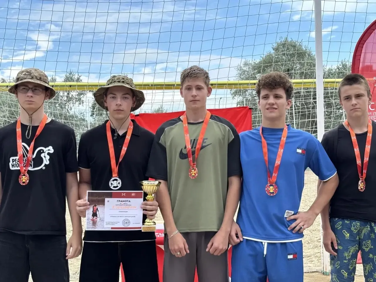 🏄‍♀️ Каникулы с пользой: сап-фест «Морской драйв»

Студенты Кореновского автомеханического техникум