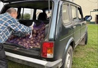 Стародубские фермеры оказывают помощь пожилым людям

✅Получателей социальных услуг, проживающих в ст
