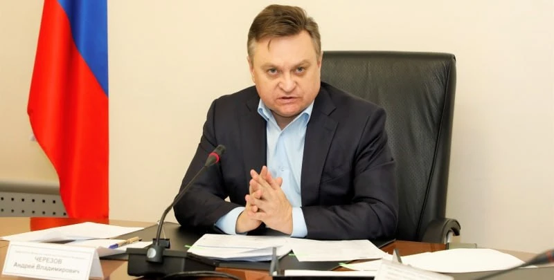 ❗️В Туле совершено покушение на главу компании которая разрабатывает БПЛА — СМИ

Киллер поджидал Анд