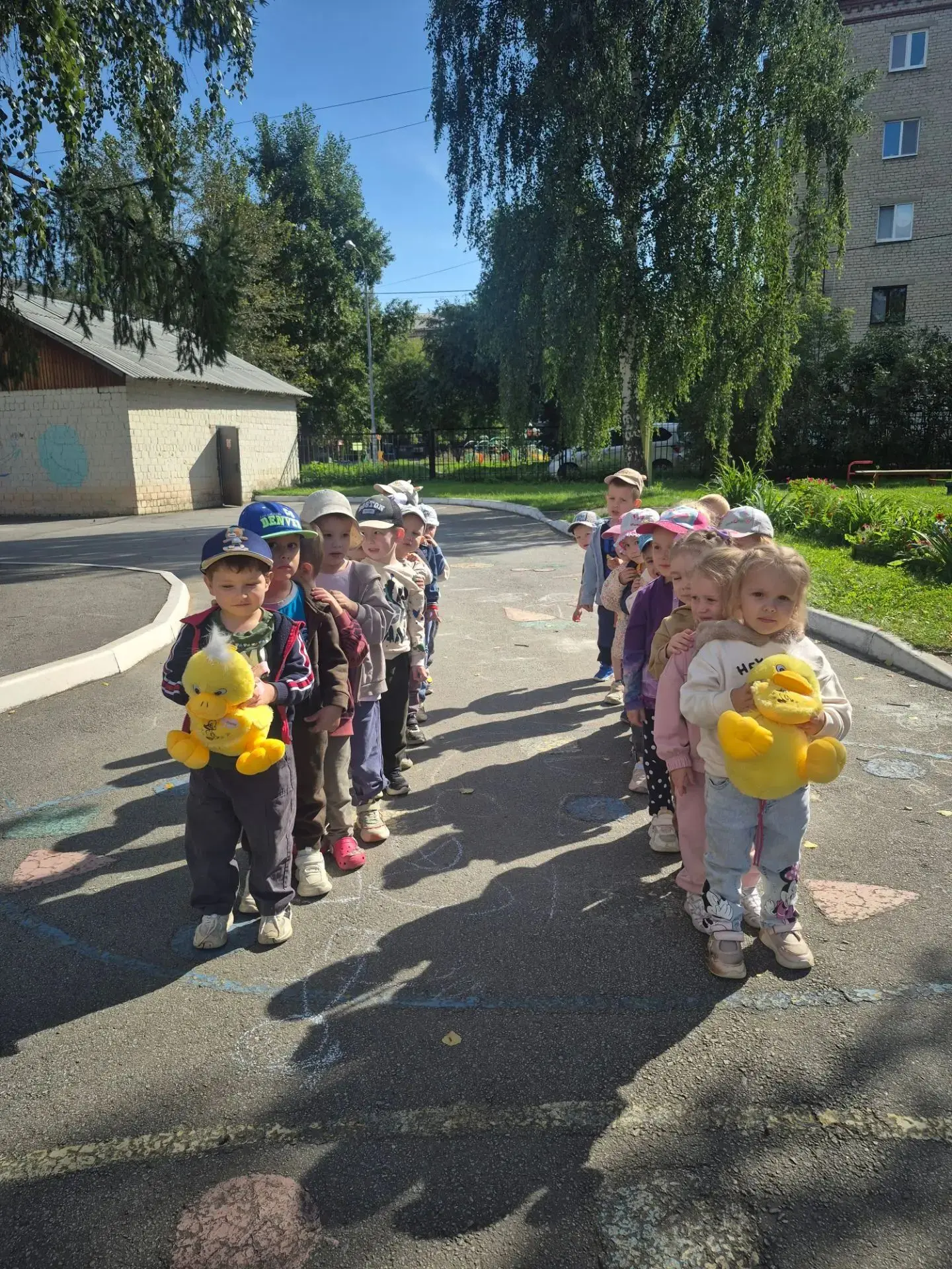 🦆 Эстафета «В поисках уютного домика» 🦆