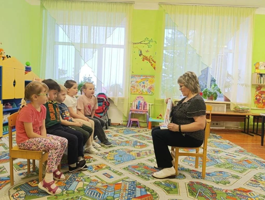 Детский сад «Солнышко» в Тербунах давно притягивает лучами тепла и знаний всех своих во...