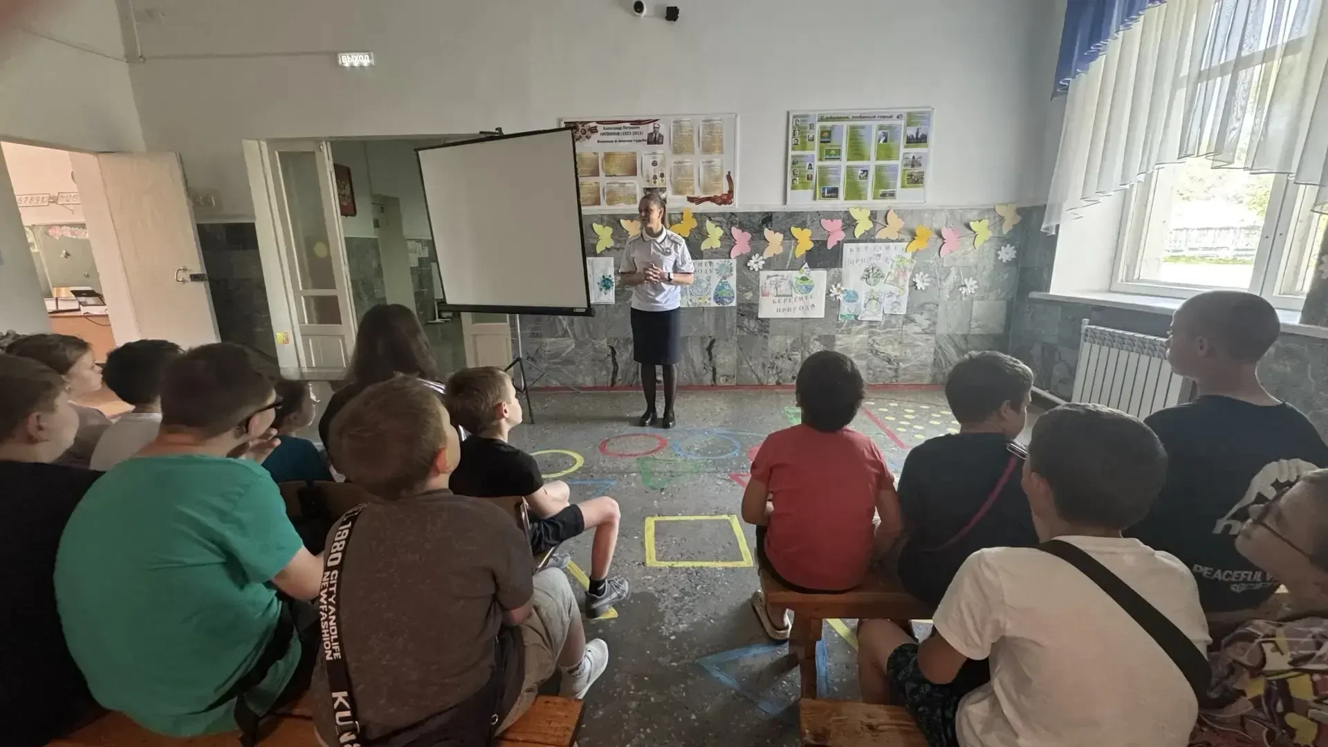 Миссия «Быть первым», «Быть вместе» в действии! 🚀🚦👮‍♀️ Сегодня наш день в лагере «Радуга» начался