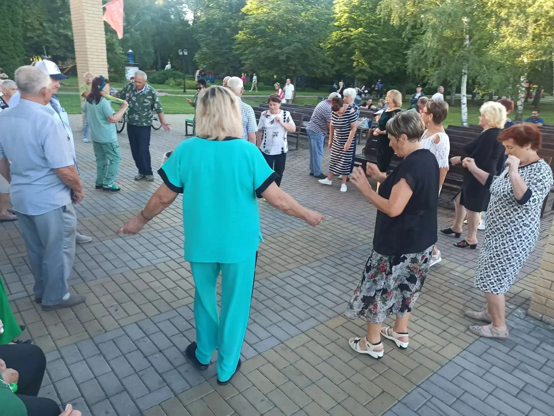 💃✨ В прошлое воскресенье наш парк культуры и отдыха стал местом настоящего праздника д...