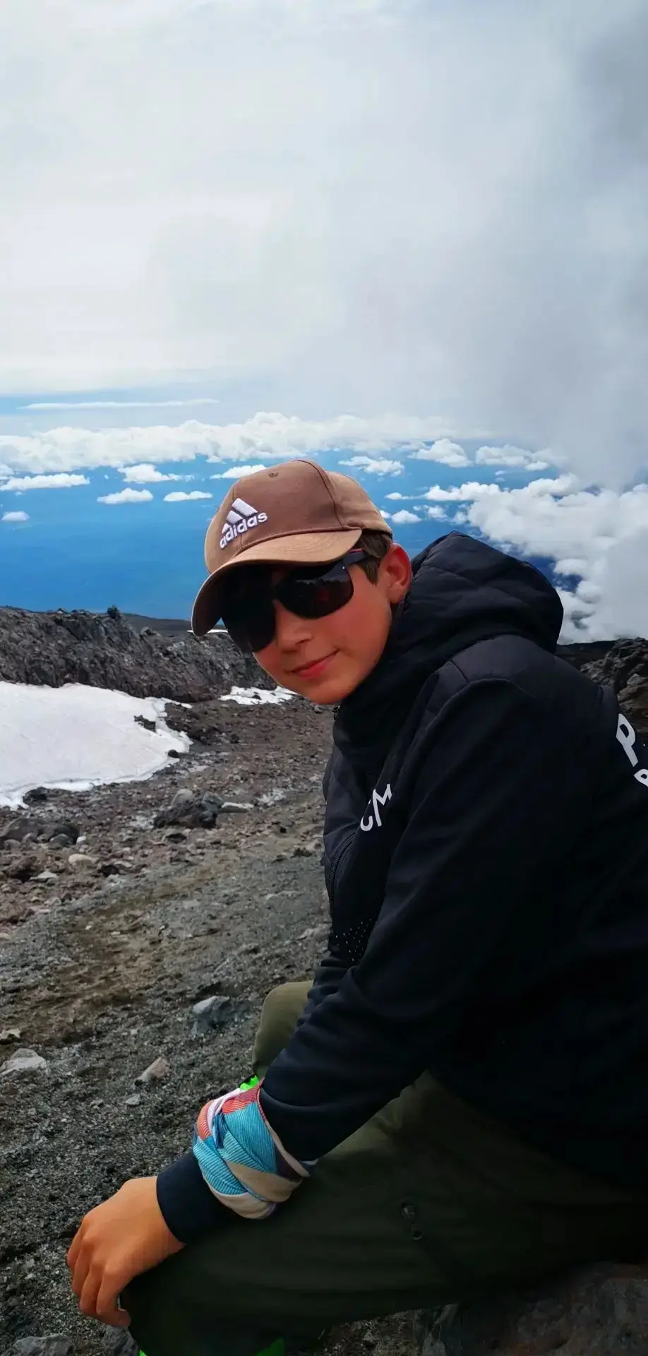 Покоритель Камчатки! 🔥🏔️

Привет всем! Это Елизарий Сныткин из 7 «А» спешит поделиться впечатления