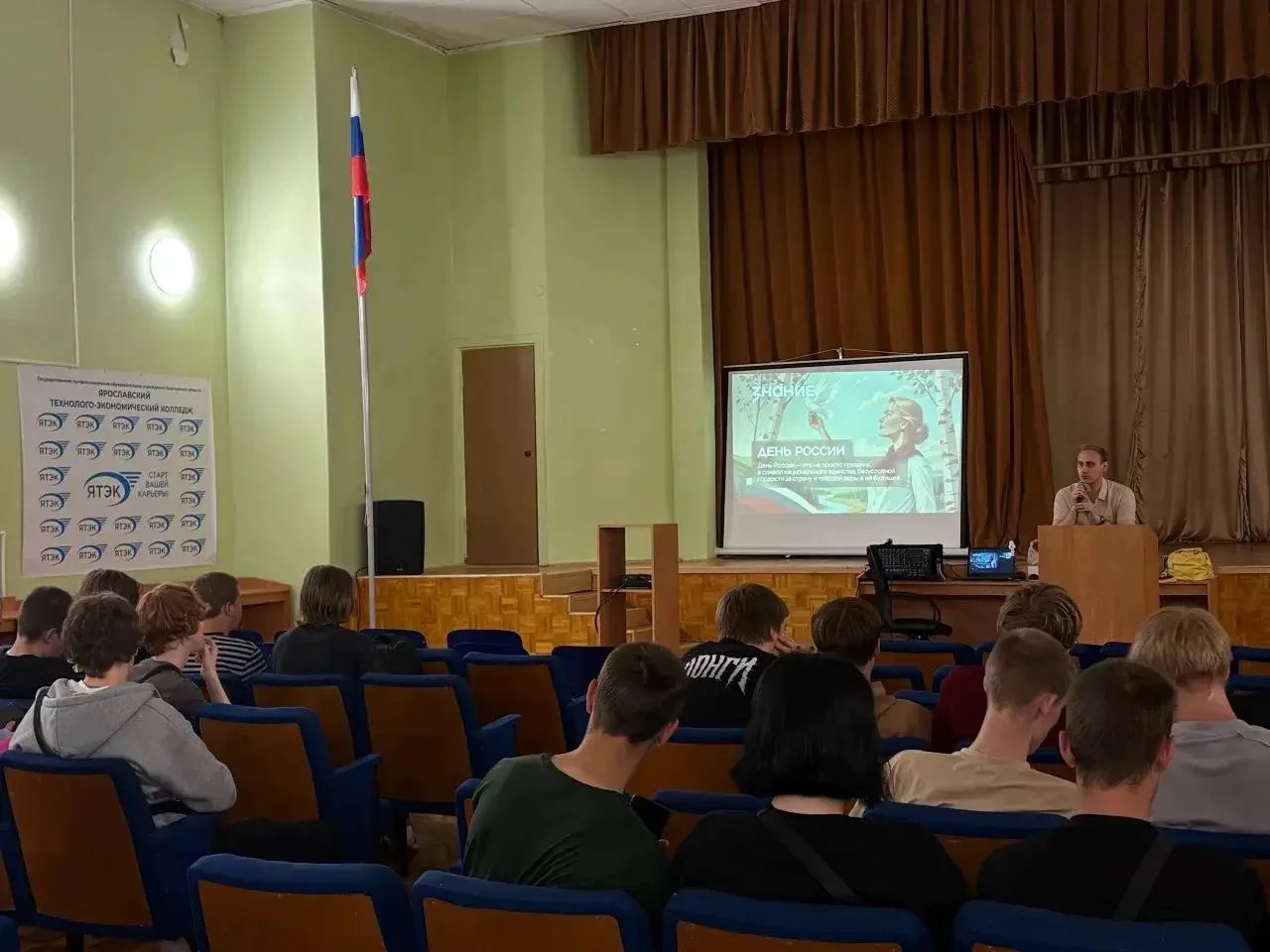 ✅ Вот и закончилась вторая неделя нашего лагеря труда и отдыха. Она была хоть и короткая, но продукт