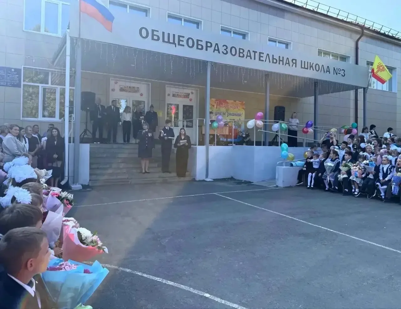 Сотрудники ИК-2 УФСИН Чувашии поздравили алатырских кадетов с Днем знаний