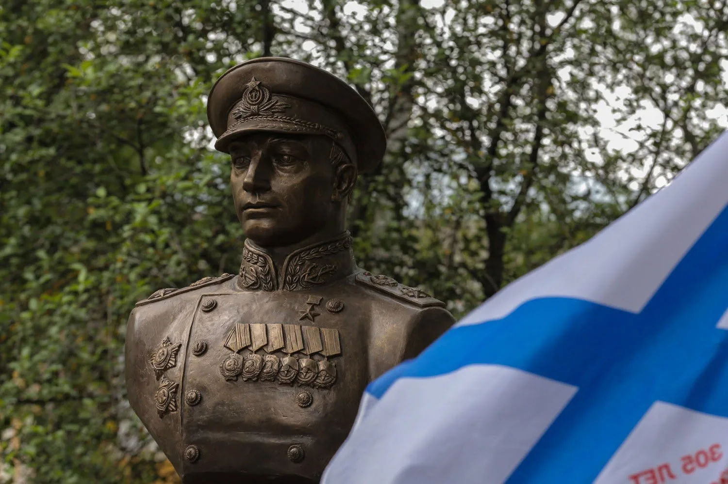 Сегодня, 6 мая, в канун Дня Победы курсанты⚓ Детского Морского Центра «Меридиан»  приня...