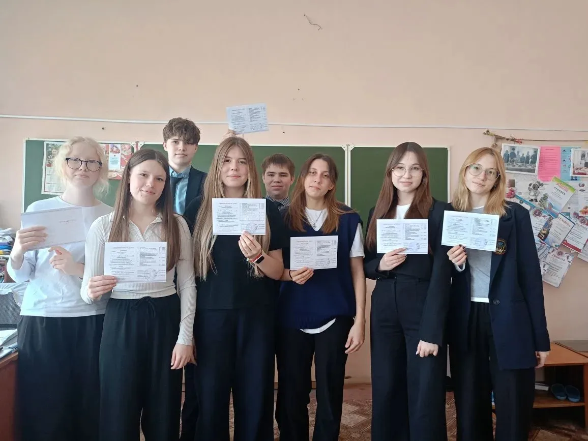 🎉 Друзья, вы когда‑нибудь мечтали освоить профессию ещё в школе? Наши старшеклассники ...