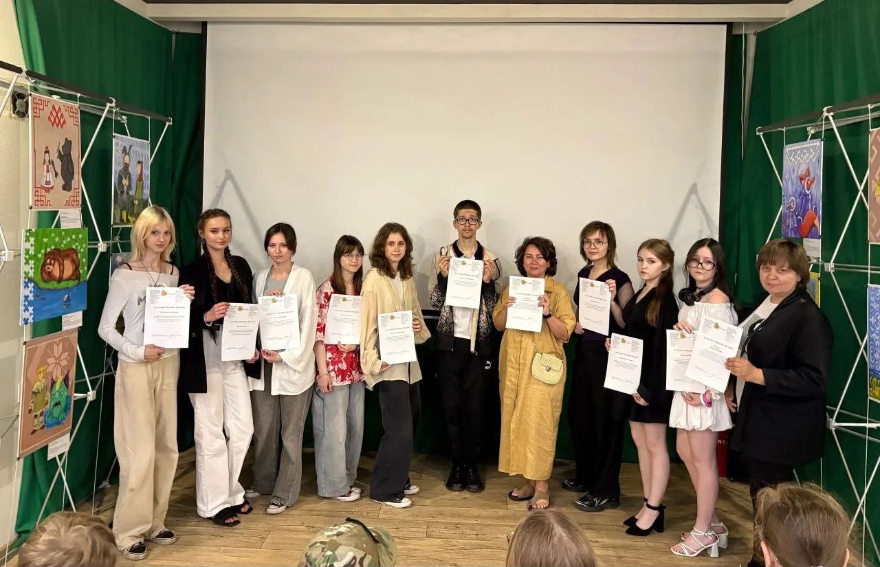 🙌С радостью сообщаем, что студенты второго курса специальности «Дизайн» и их наставники Алла Русако