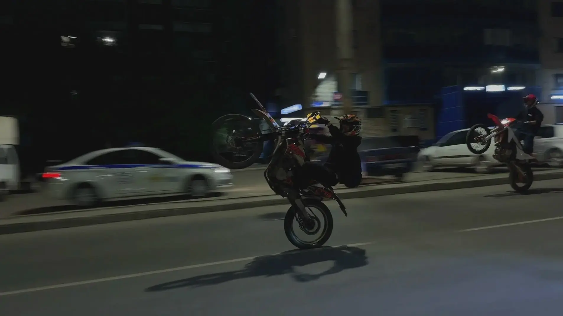 🏍️ Питбайкеры на копейских улицах слышно издалека