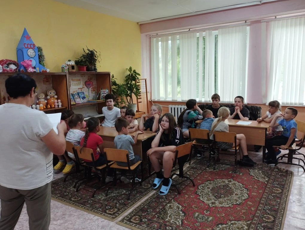 🚦День светофора в летнем пришкольном лагере
📌📌Сегодня в нашем летнем лагере прошёл замечательный 