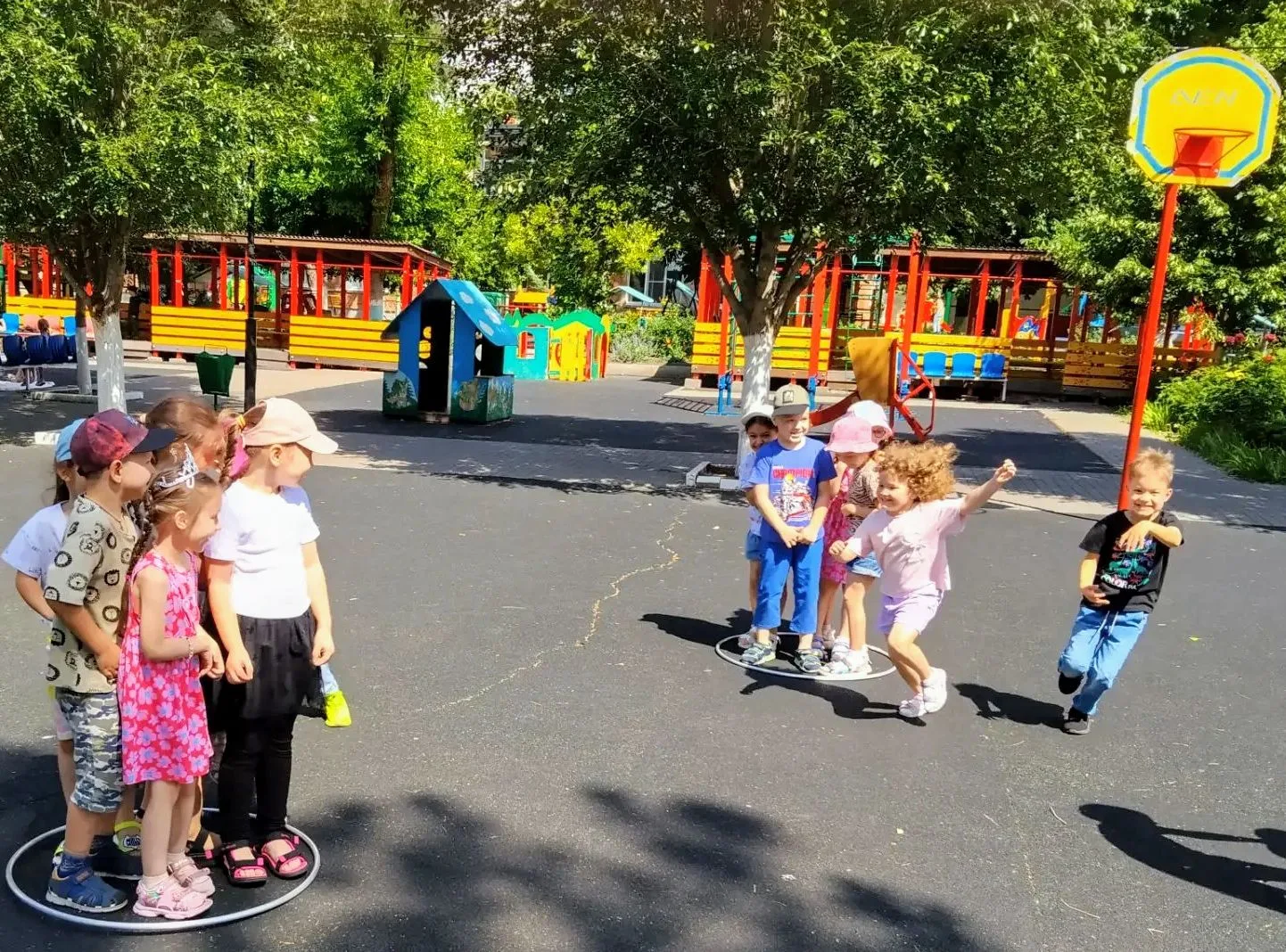 «Лето — время открытий и радости!» ☀️

Лето — чудесная пора для воспитанников МАДОУ №199. В эти солн