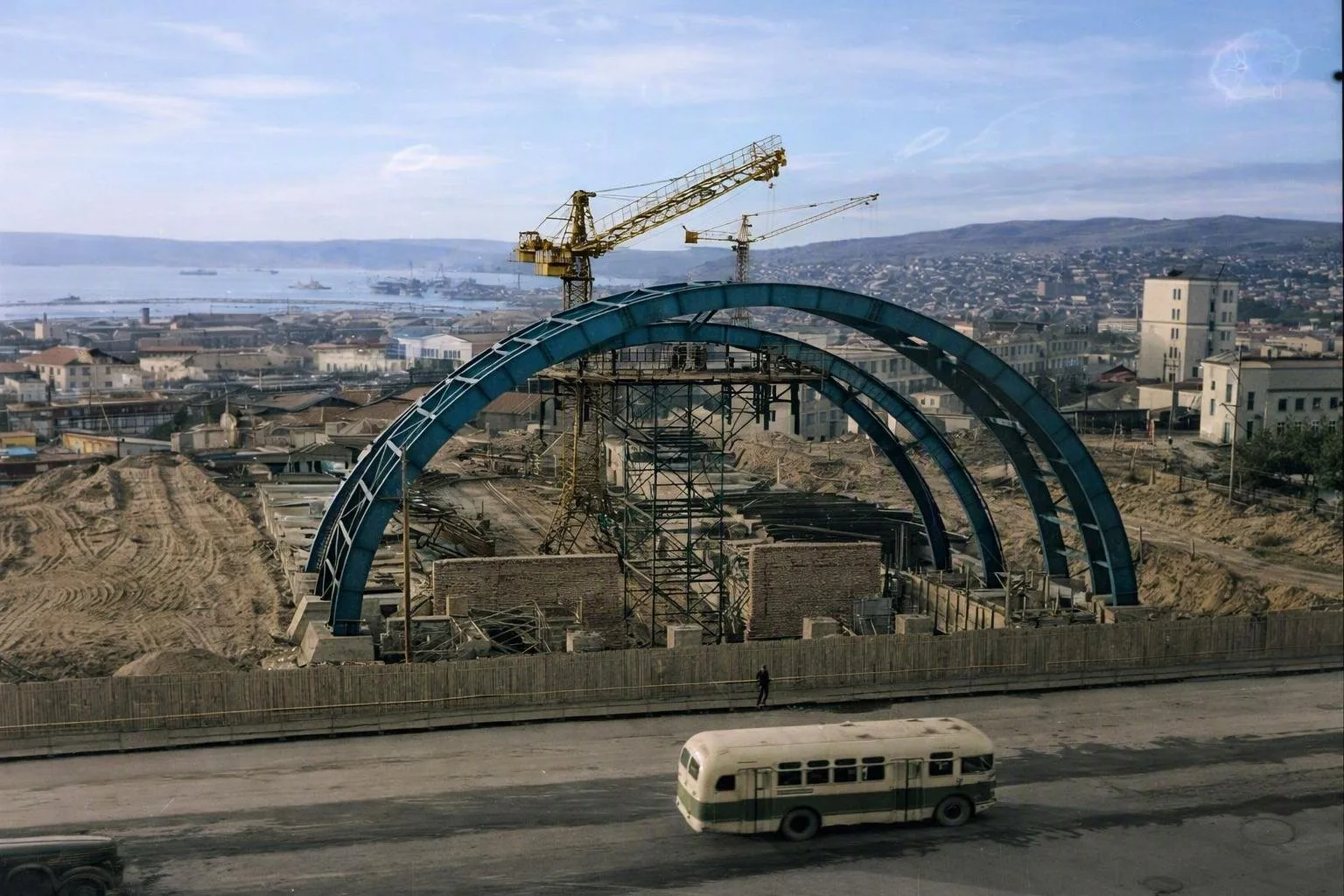 Строительство плавательного бассейна. 1965 г