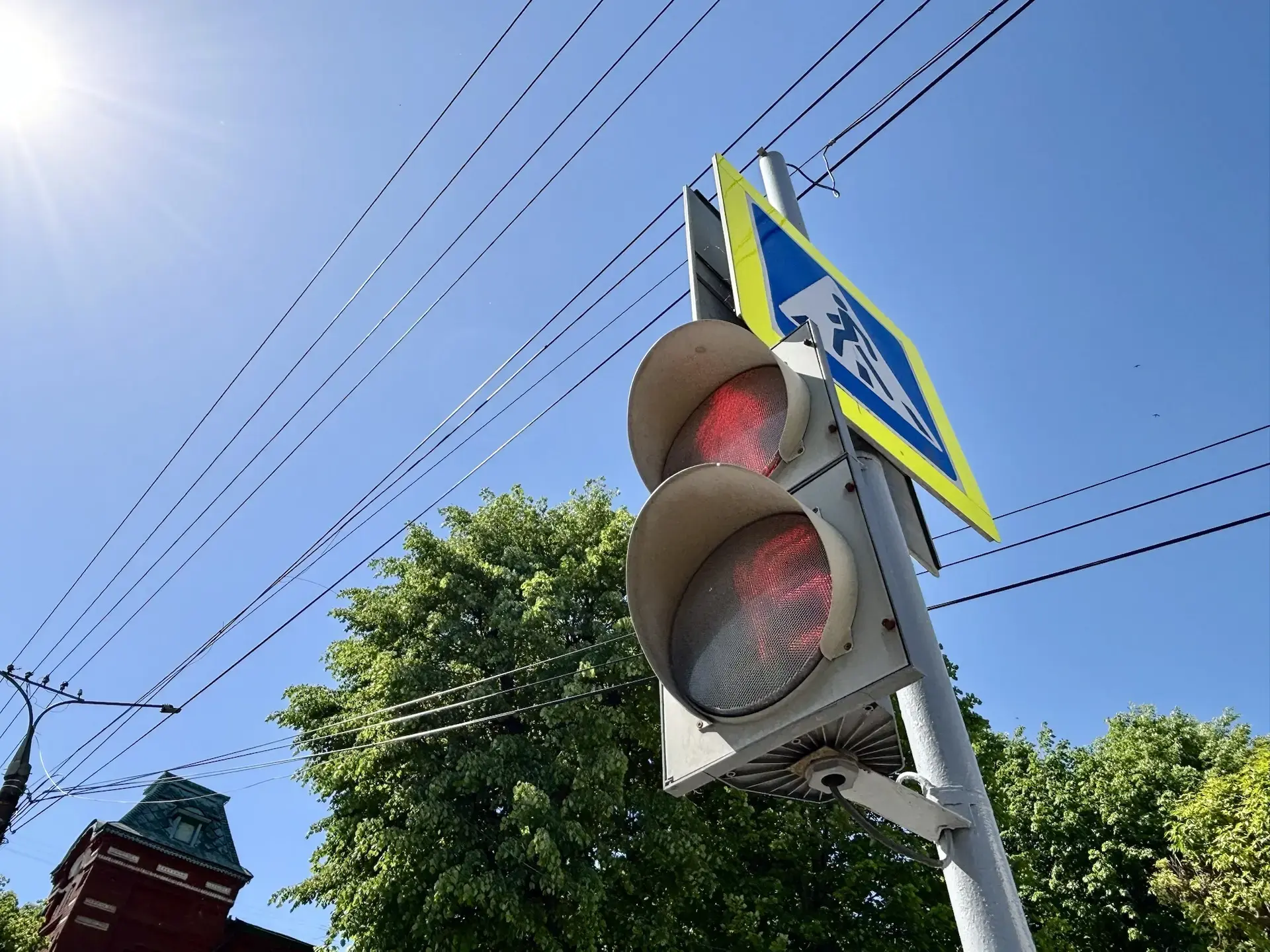 🚦В Чебоксарах обновят светофоры  Об этом сообщает пресс-служба администрации города.   Аукцион объяв