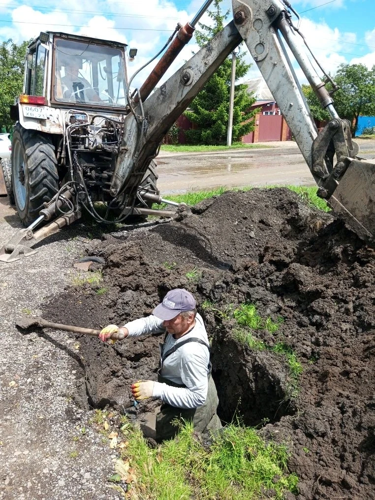 Ремонт водопровода пос. Заречный ул. Красноармейская.