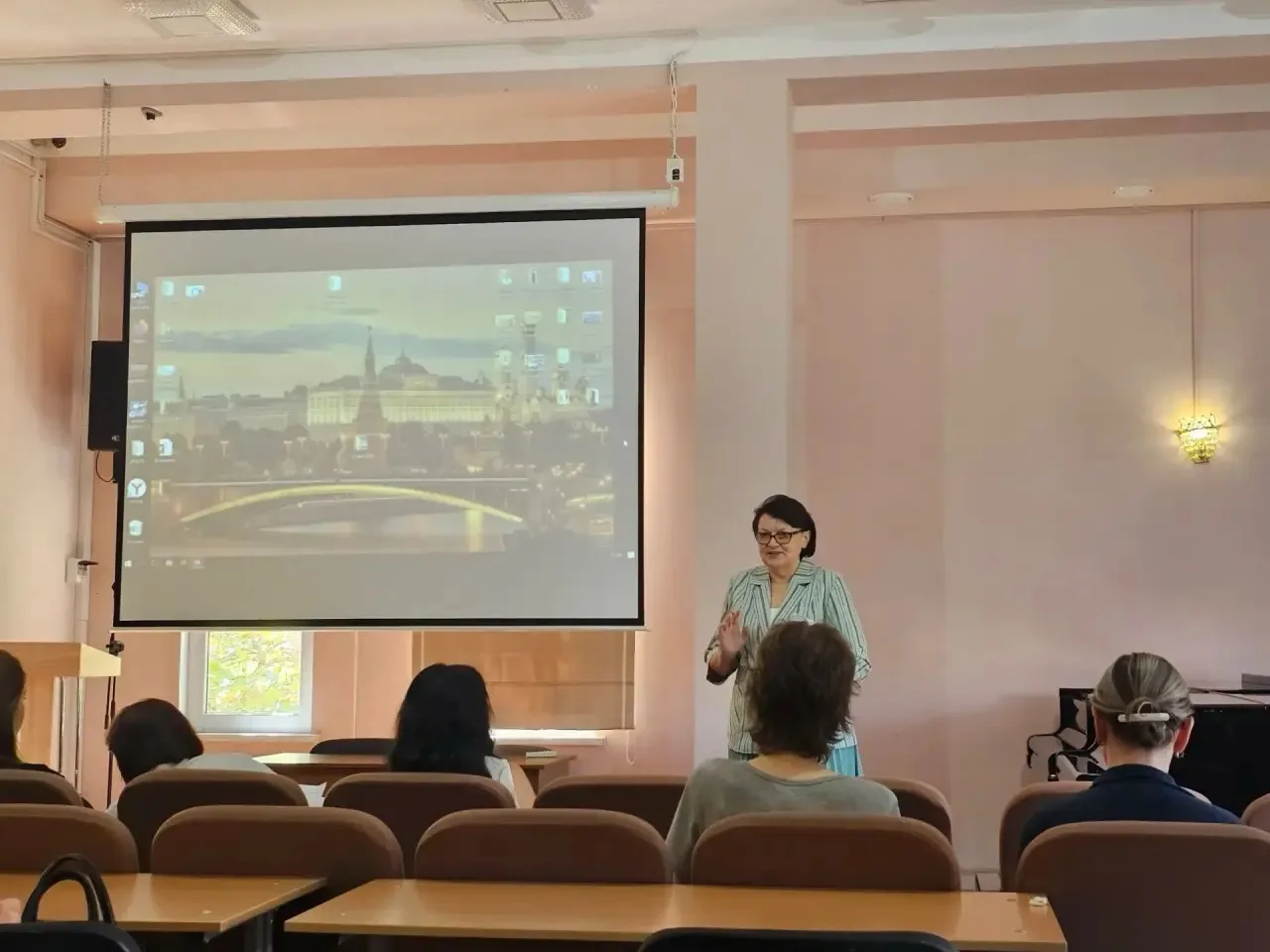 Сегодня в СДМШ № 1 под руководством ресурсного центра состоялась конференция-совещание.