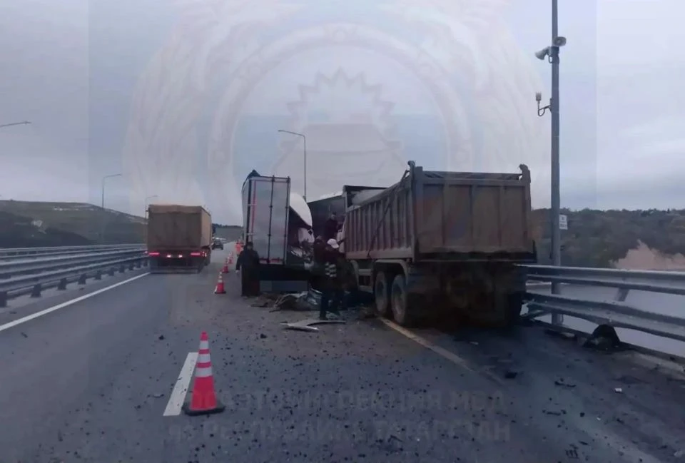 🚨 Под Казанью — жёсткое ДТП с участием автобуса и грузовика