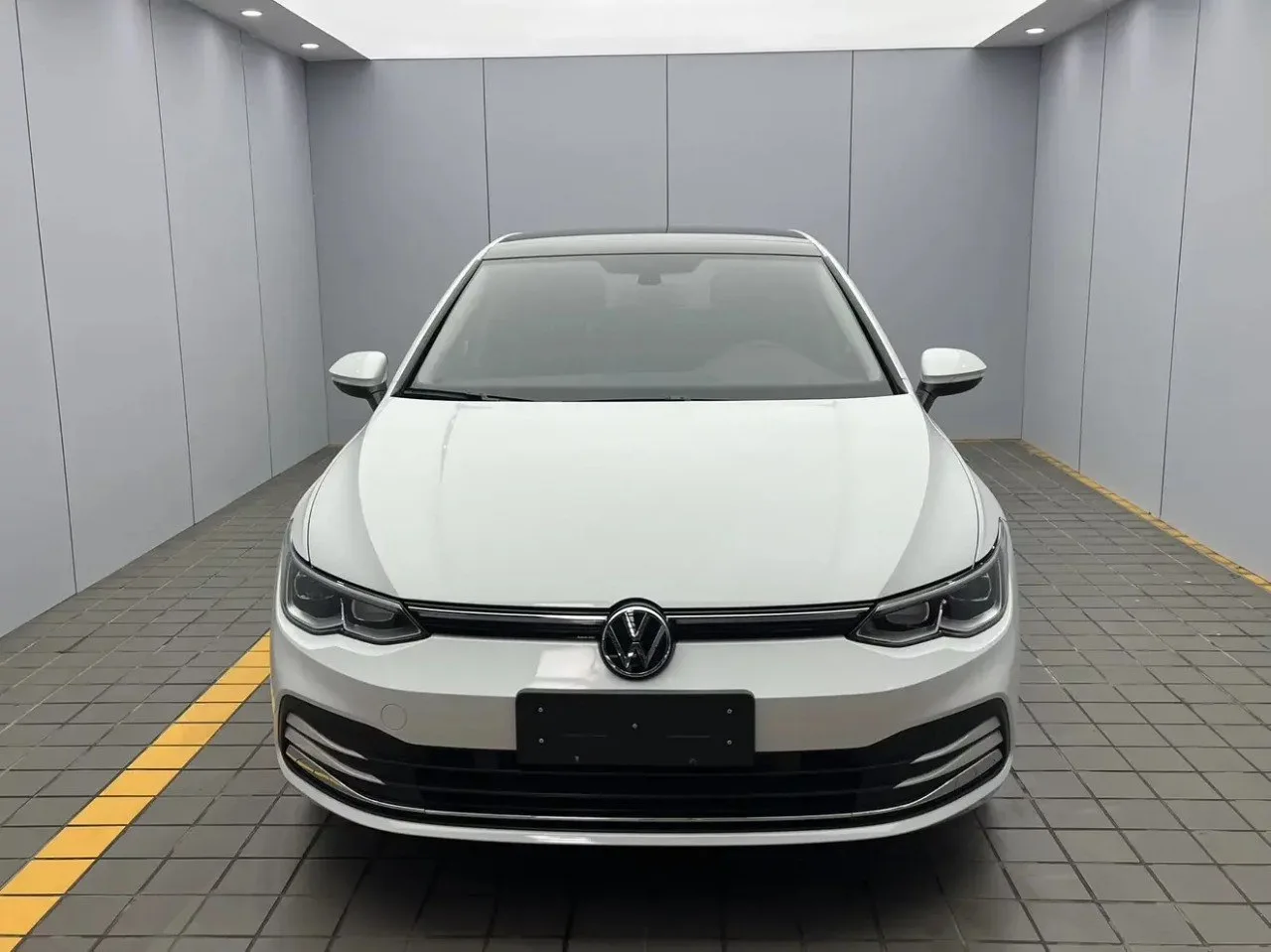 АКТУАЛЬНОЕ ПРЕДЛОЖЕНИЕ! 
Данный автомобиль можно купить прямо сейчас. 

🇨🇳 Volkswagen Golf 

➖2022