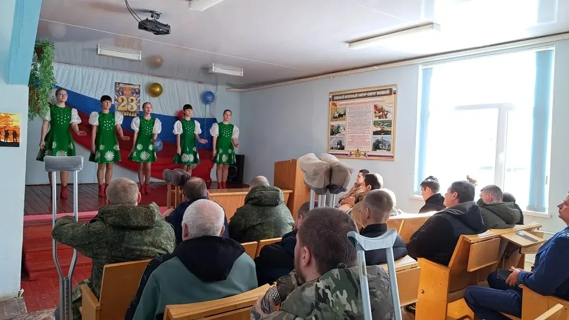 ✨Подарили тепло и улыбку тем, кто нас защищает. Праздник должен быть у каждого, особенно у тех, кто 