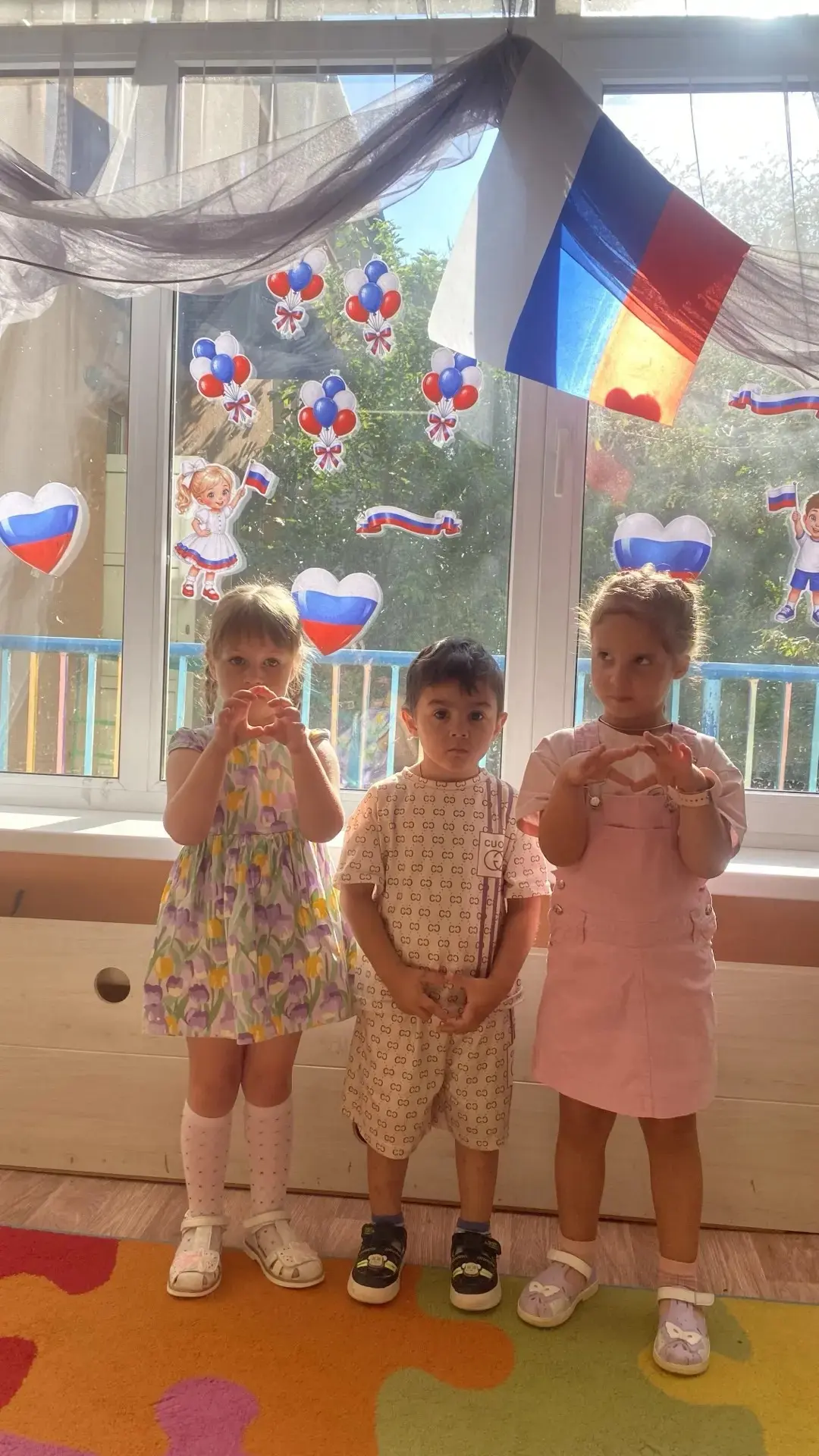 🇷🇺 Воспитанники группы № 8  «Солнышко» присоединились к  Акции, приуроченной ко Дню Г...