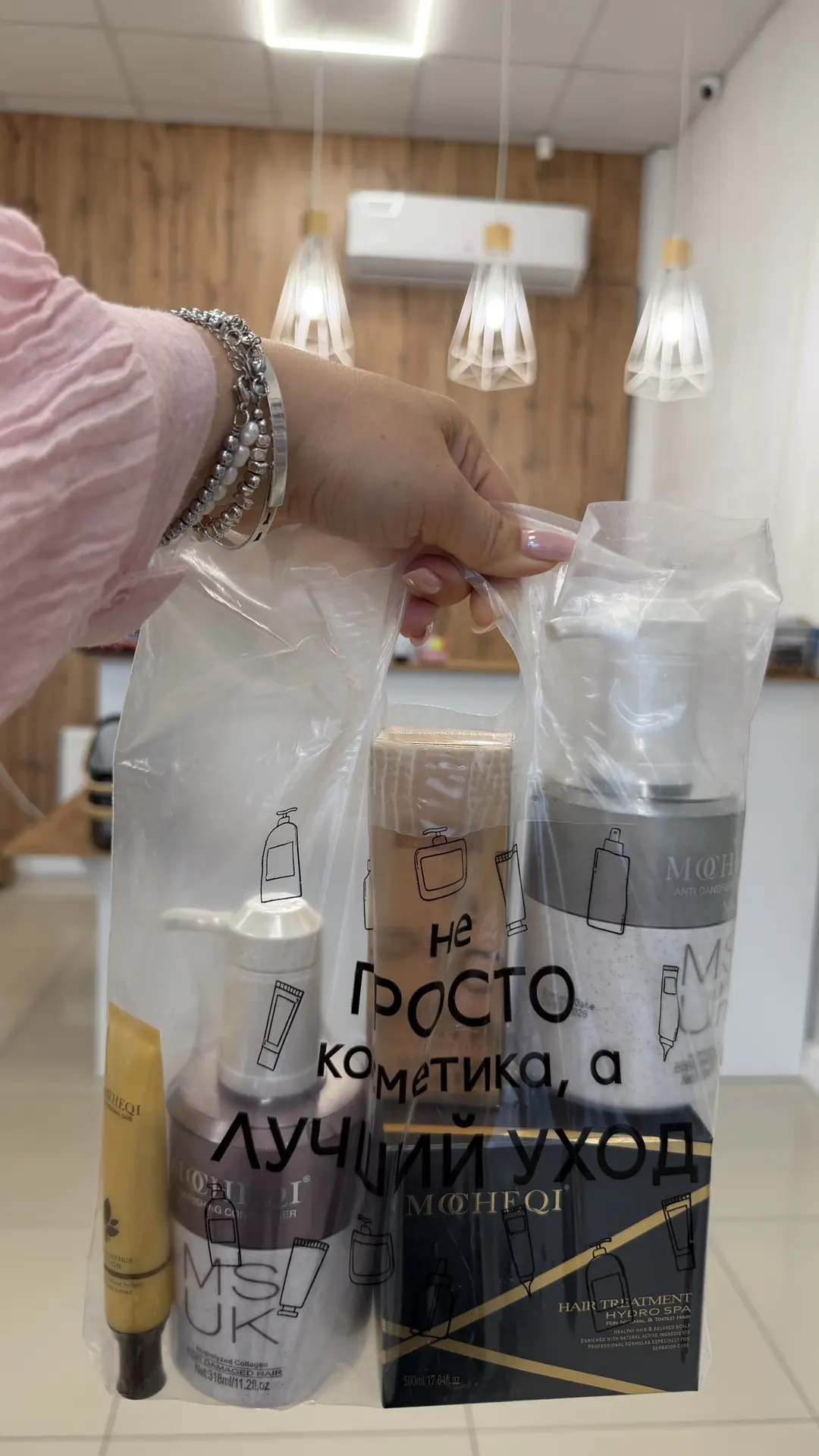 Когда шутка про то, что я храню деньги в банках уже совсем не смешная 😭займите деньги на продукты �