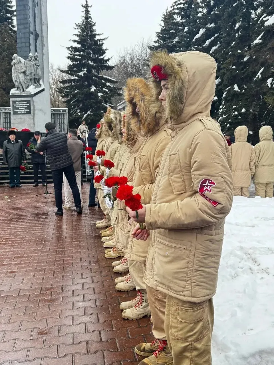 Юнармейцы отряда «На страже небес» почтили память воинов-интернационалистов у Обелиска Славы  15 фев