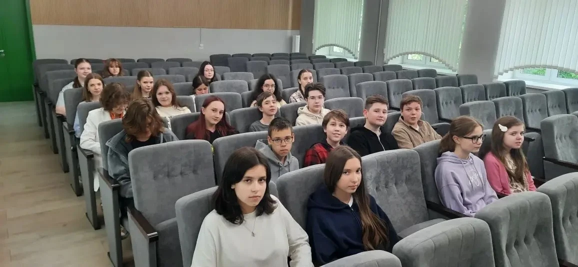 📕Знания, дающие уверенность в завтрашнем дне.

27 мая в «ДМШ имени Н.П.Осипова» для учащихся старши