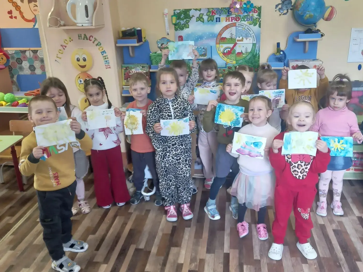 Весна вступила в свои права, и в нашей группе «Клубничка» стало ещё светлее и радостнее...