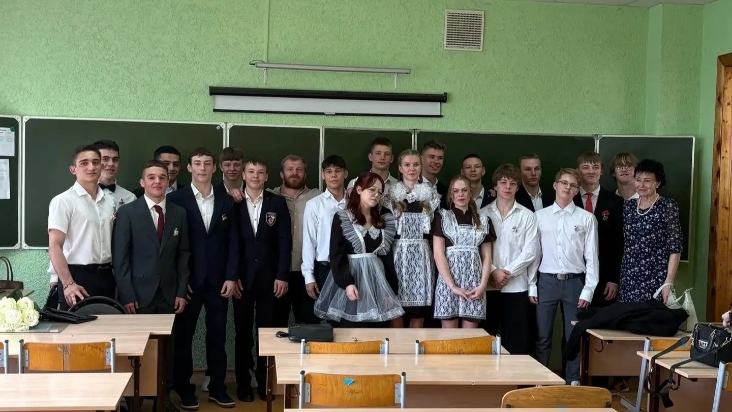 Последний звонок, который останется в сердце навсегда! 🔔