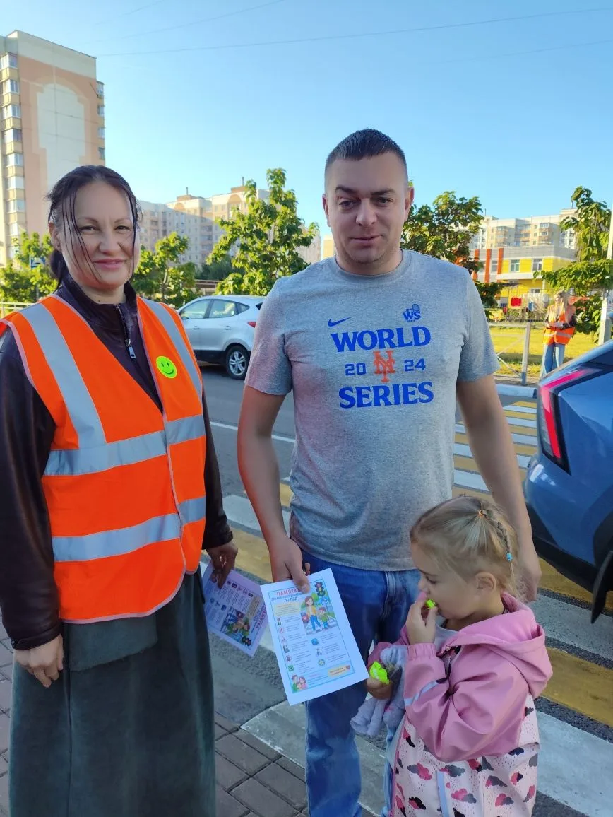 ☀️C самого утра  🌄 родители подготовительной группы №9 для детей с ТНР, встали в ряды ...