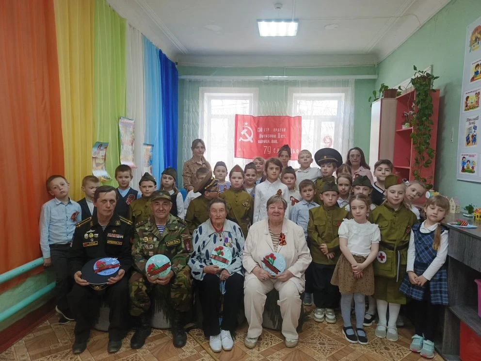 «БЫЛ МЕСЯЦ МАЙ….»