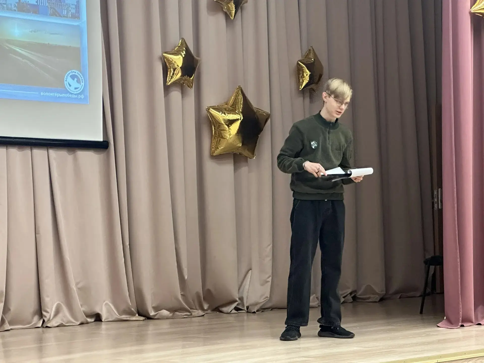 🇷🇺 12 лет вместе: Крым в родной гавани  18 марта мы отмечаем важную дату — 12-ю годовщину воссоедине