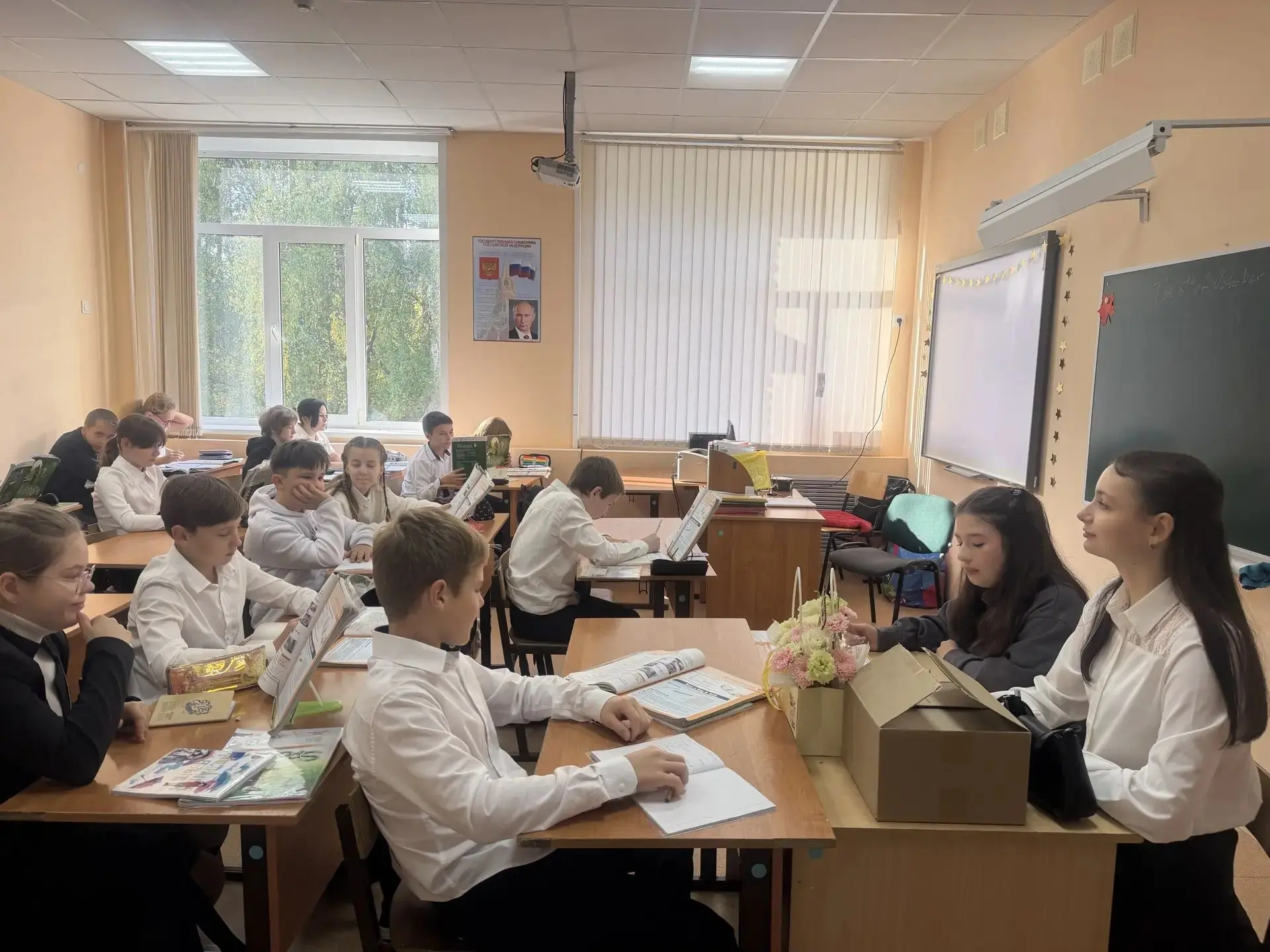 День самоуправления в школе: старшеклассники в роли учителей